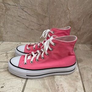 Custom ordered pink chuck Taylor converse platform high tops.New without tags